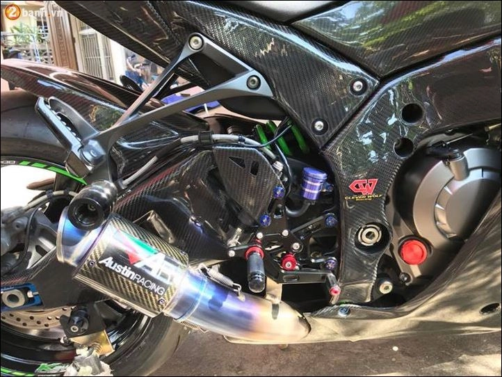 Mãn nhãn với siêu phẩm kawasaki zx-10r độ full carbon fiber - 17