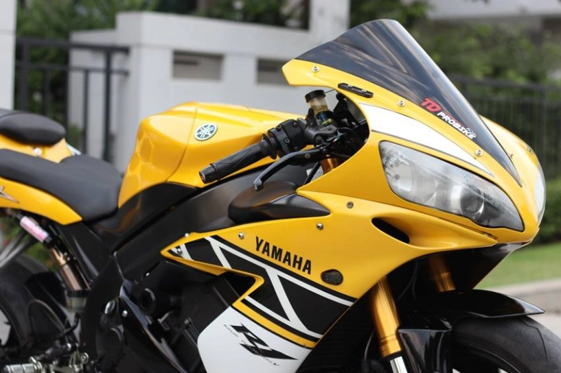 Mãnh thú yamaha r1 vẻ đẹp hớp hồn ngay từ thuở khai sinh - 1