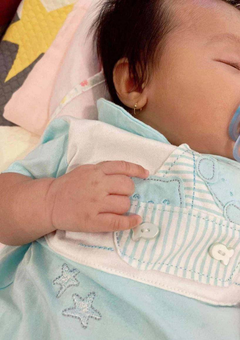 Mẹ đàm thu trang chụp nhà khủng con gái thấy cảnh chăm trẻ hài hước của vợ chồng cường đôla - 5