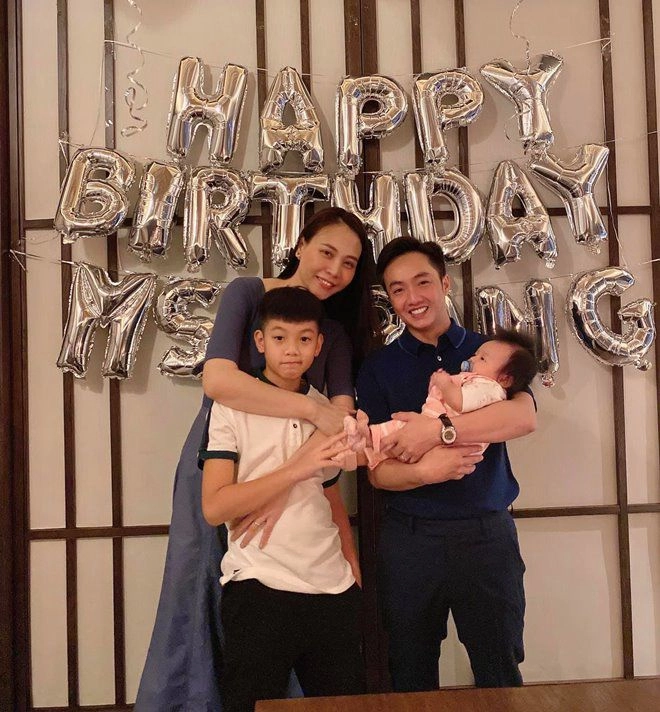 Mẹ đàm thu trang chụp nhà khủng con gái thấy cảnh chăm trẻ hài hước của vợ chồng cường đôla - 14