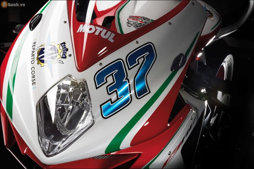 Mv agusta đã công bố chi tiết về các bản cập nhật cho chiếc f3 675 rc và f3 800 rc cho năm 2018 - 3