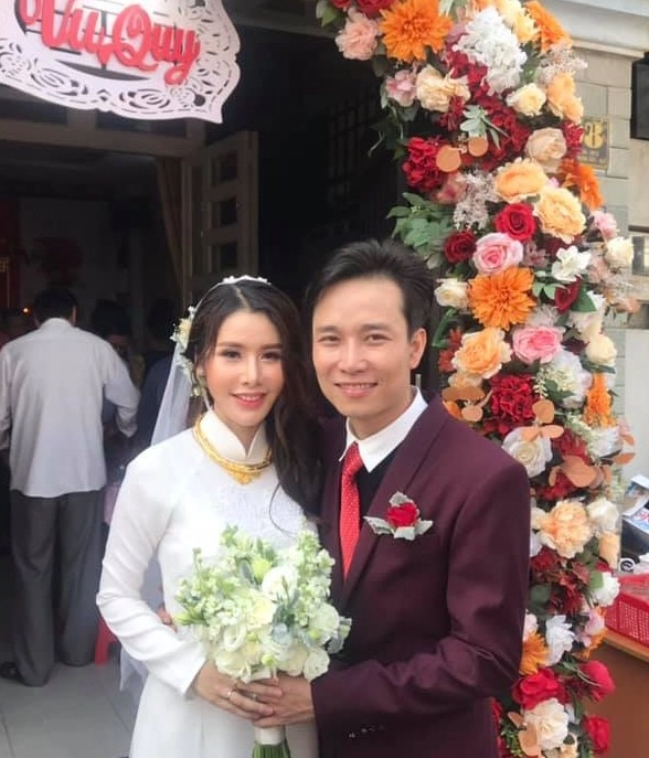 Nghệ sĩ chung tử long 3 lần muốn bỏ con vì nghèo 15 năm bên vợ hai không con cái - 6