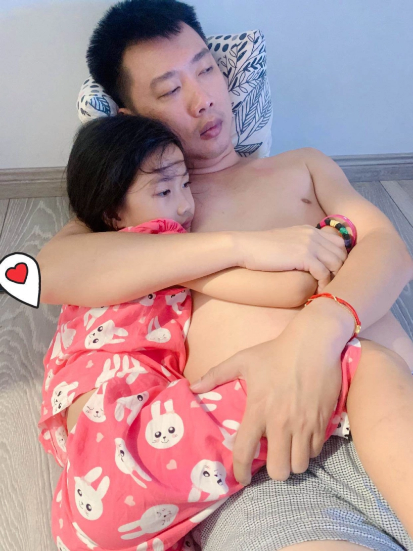 Nhìn con gái ốc thanh vân tình cảm với ba dân tình bỗng nhớ thương con gái mai phương - 1