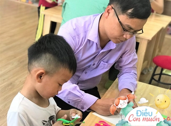 Những điều con muốn bố tự mình làm cho con bố đừng nhường cho mẹ nhé - 4