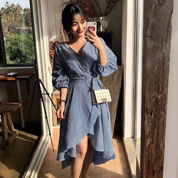 Những kiểu đầm cơ bản mà mọi quý cô nên có trong tủ đồ để luôn mặc đẹp mỗi ngày - 13