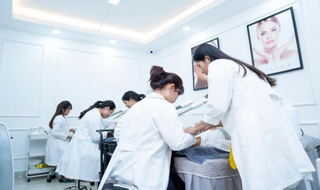 Những lý do chọn học nghề thẩm mỹ - xu hướng nghề năm 2021 - 3