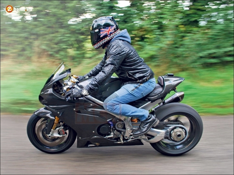 Norton hé lộ thời gian ra mắt mẫu superbike hoàn toàn mới với động cơ v4 - 1
