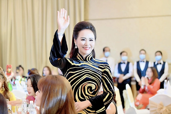 Nữ doanh nhân trần trúc linh được bình chọn trở thành hoa khôi miss photo happy women singapore 2020 - 5