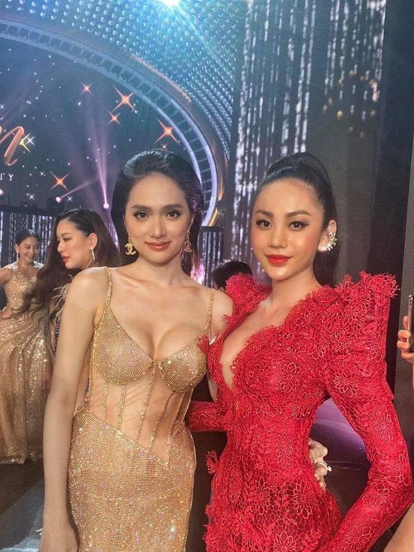 phải lòng 1 chiếc váy hương giang và thí sinh chuyển giới có màn đụng hàng rúng động làng mốt - 6