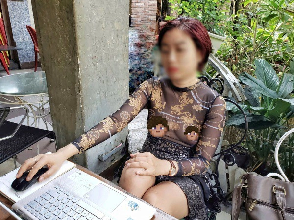 Phát hiện mẹ 1 con việt mắc bệnh dị ứng áo ngực cứ ra đường là hở hang hết cỡ - 5