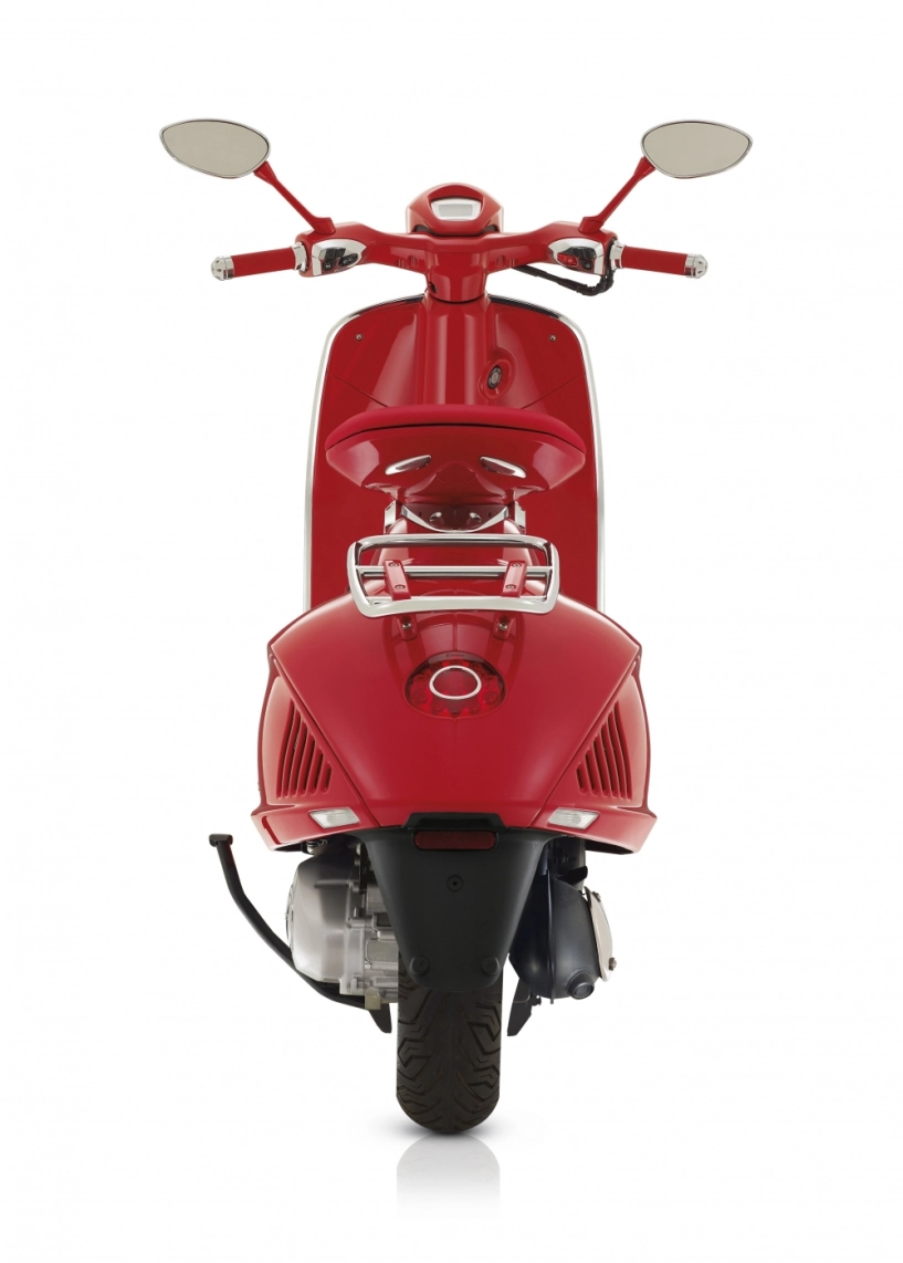 Phiên bản vespa 946 red về việt nam với giá bán hơn 400 triệu đồng - 5