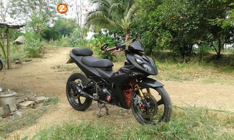 Phiên bản x1r độ đầy cơ bắp của biker nước bạn - 4