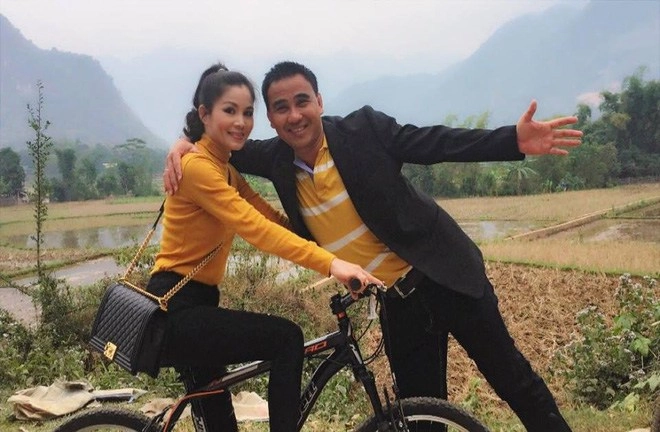 Quyền linh style nông dân nhưng bà xã là tay chơi sành mốt diện đồ át con gái hoa hậu - 10