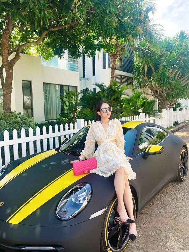 Rick kid sài gòn 20 tuổi làm mẹ con gái đại gia minh nhựa được khen đã đẹp còn khéo - 2