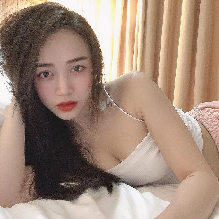 Rick kid sài gòn 20 tuổi làm mẹ con gái đại gia minh nhựa được khen đã đẹp còn khéo - 11
