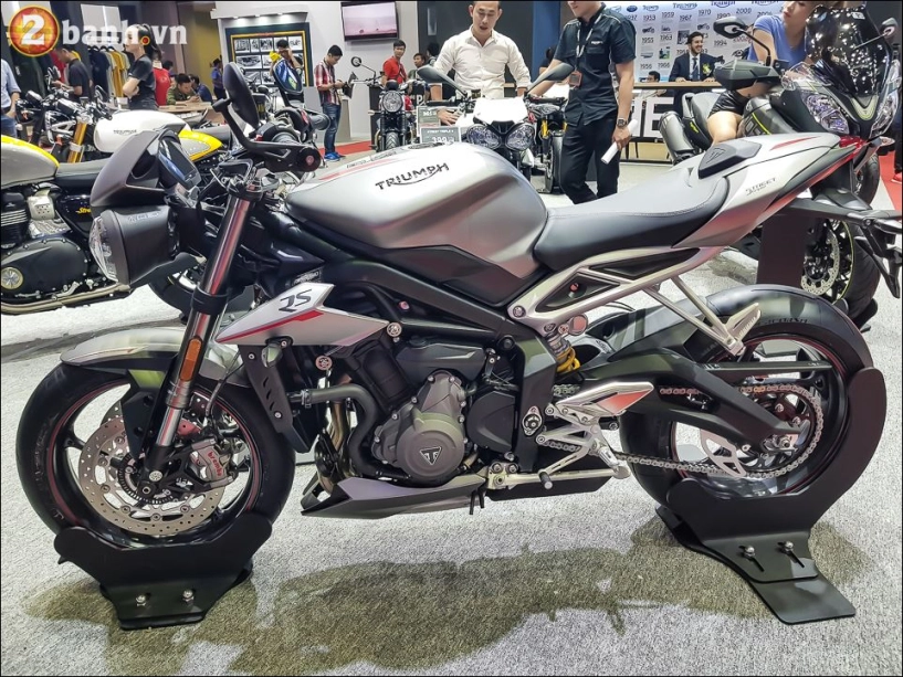 Street triple rs được giới thiệu tại vims 2017 - 2