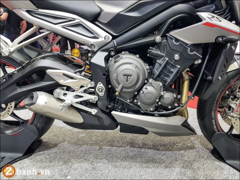 Street triple rs được giới thiệu tại vims 2017 - 12