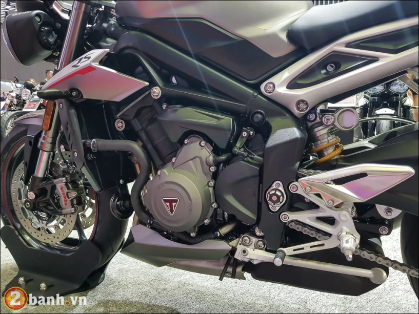 Street triple rs được giới thiệu tại vims 2017 - 17