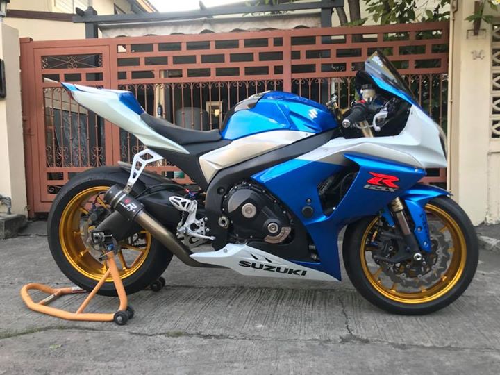 Suzuki gsx-r1000 cá heo xanh rạng ngời cùng dàn chân đẳng cấp - 1