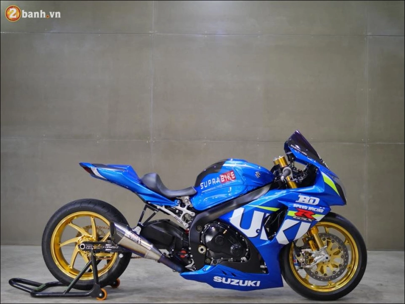 Suzuki gsx-r1000 quái vật đáng sợ trong chặng đua dragbike - 6