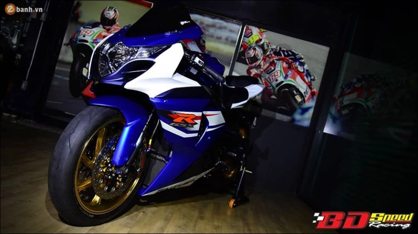 Suzuki gsx-r1000 thoát xác không tưởng từ cá heo nhà suzuki - 1