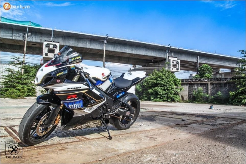 Suzuki gsxr750 -tái sinh một huyền thoại tiên phong của team suzuki - 7