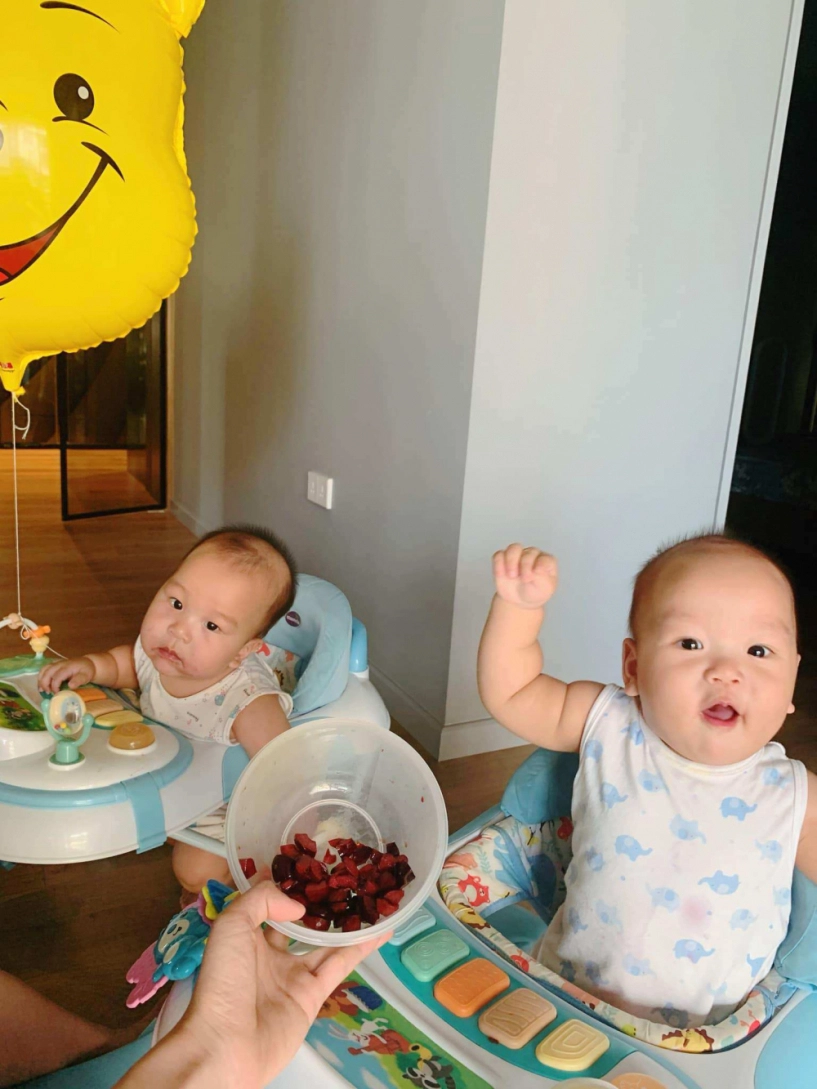 Thuê 2 giúp việc vợ nữ tiếp viên hàng không của mc thành trung nói nuôi con không cầu kỳ - 8