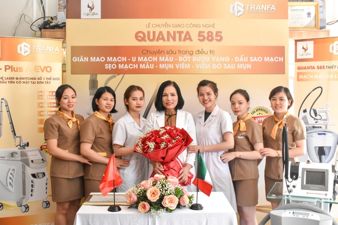 Tmv ngọc bích đầu tư công nghệ quanta 585 và q-plus a evo trong điều trị thẩm mỹ chuyên sâu - 3