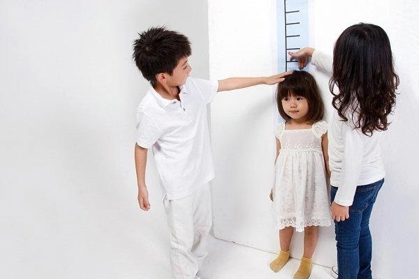 Triệu chứng và giải pháp dinh dưỡng dành cho trẻ thấp còi nhẹ cân - 1