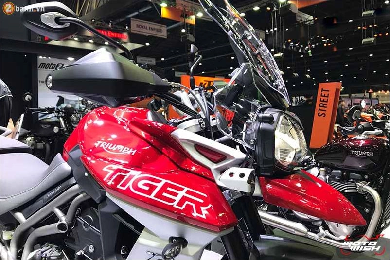 Triumph công bố tiger 800 xrt và tiger 800 xca giá từ 452 triêụ đồng tại motor expo 2017 - 1