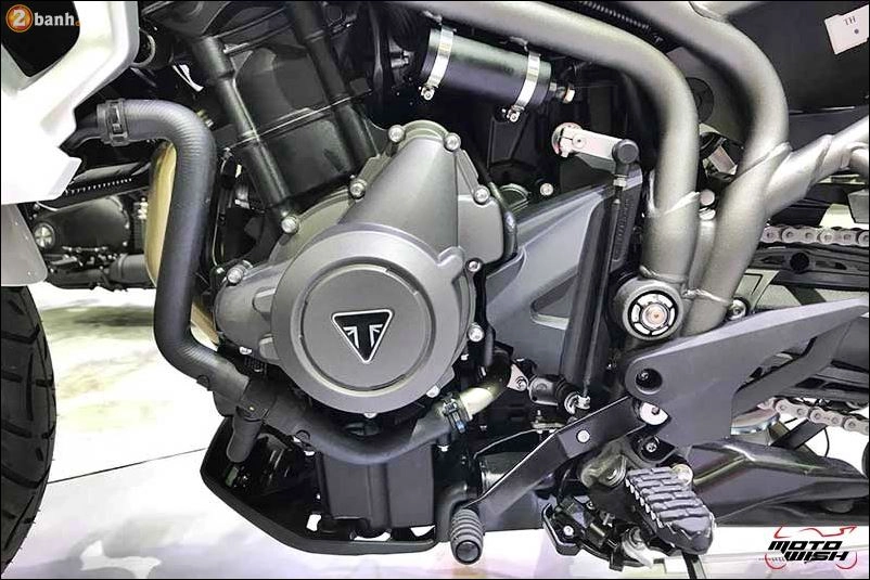Triumph công bố tiger 800 xrt và tiger 800 xca giá từ 452 triêụ đồng tại motor expo 2017 - 4