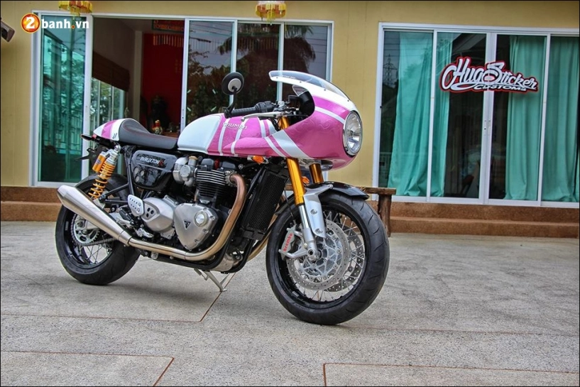 Triumph thruxton r 1200 độ nữ tính cùng màu hồng kitty - 2