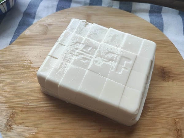 Trời lạnh vợ nấu canh nấm kim châm đậu phụ lại thêm thứ này cả nhà thi nhau chan húp - 1