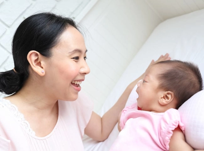 Trước 3 tuổi mẹ năng làm những điều này não của con sẽ phát triển vượt trội hơn các bạn - 4