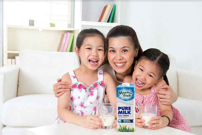 Vì sao nên cho trẻ uống sữa không đường - 2