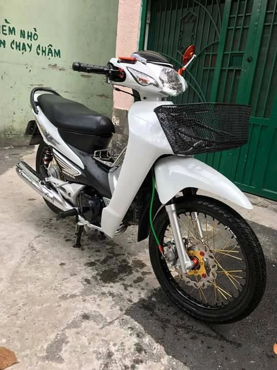 Wave alpha độ trắng không tì vết của biker sài gòn - 2