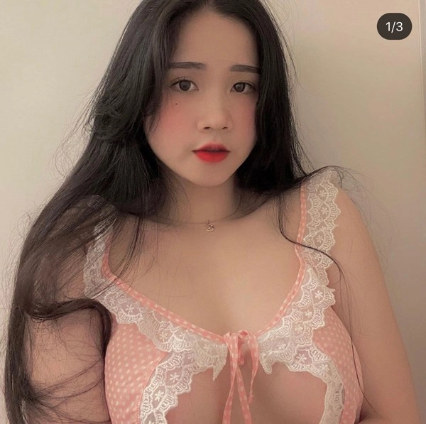 Xuất Hiện Hot Girl Ngực 1 Mét Thế Hệ Mới Vạch áo Khoe Nội Y Gây Bão Kiến Thức Online