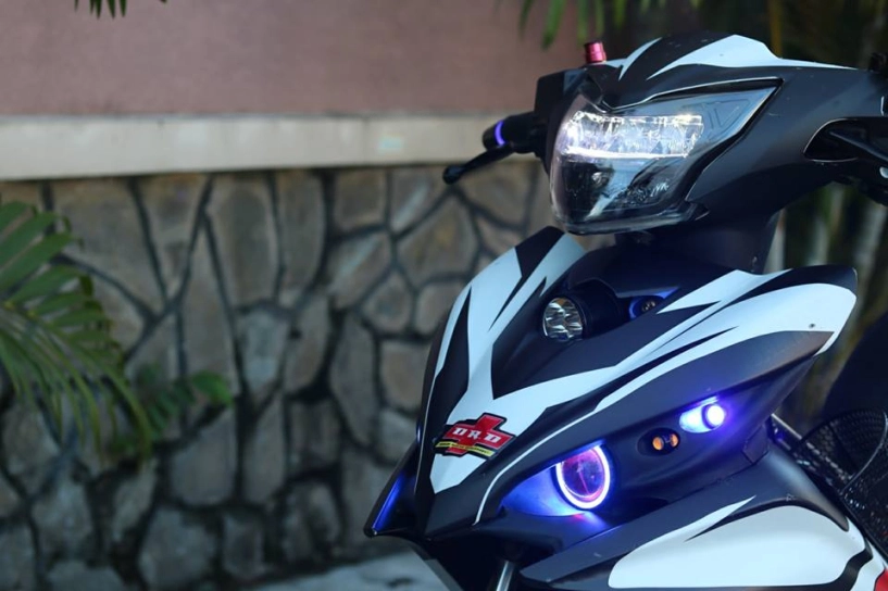 Yamaha exciter 135 độ đẹp phối màu đậm chất thể thao - 1