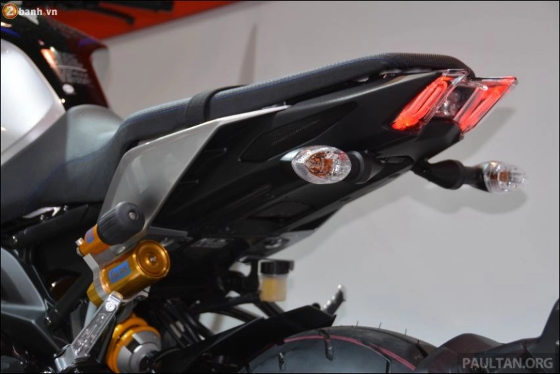 Yamaha mt-09 sp 2018 phiên bản đặc biệt lộ diện tại eicma 2017 - 7