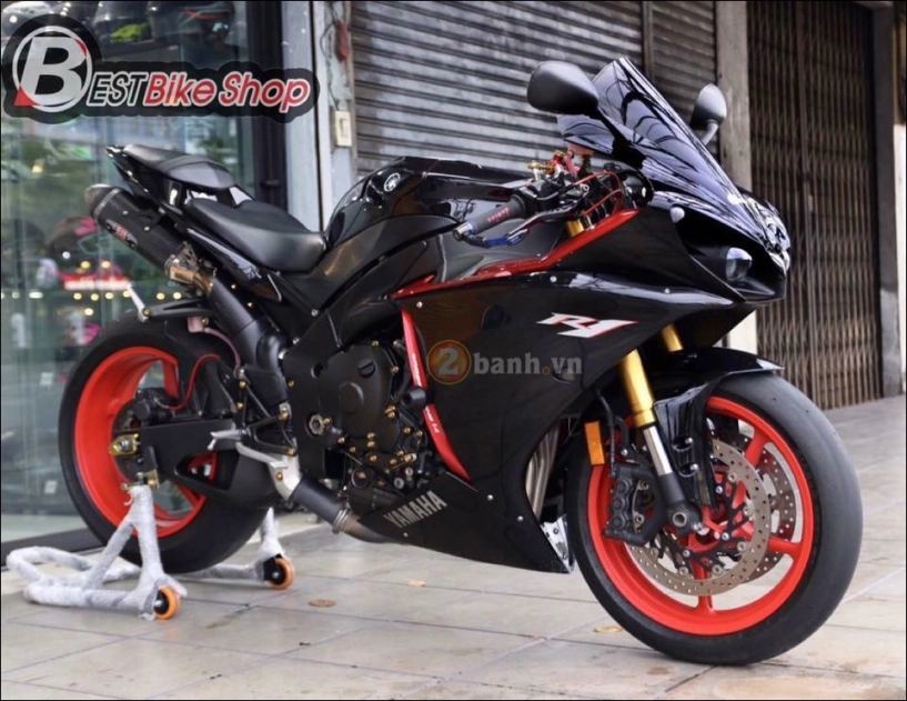 Yamaha r1 độ cùng phong thái hầm hố của kẻ dẫn đầu yamaha - 2