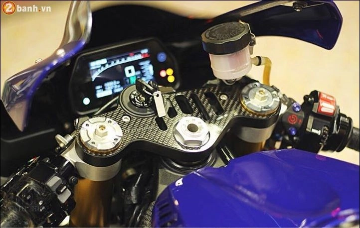 Yamaha r1 nâng cấp không tưởng từ dàn chân hạng nặng - 6