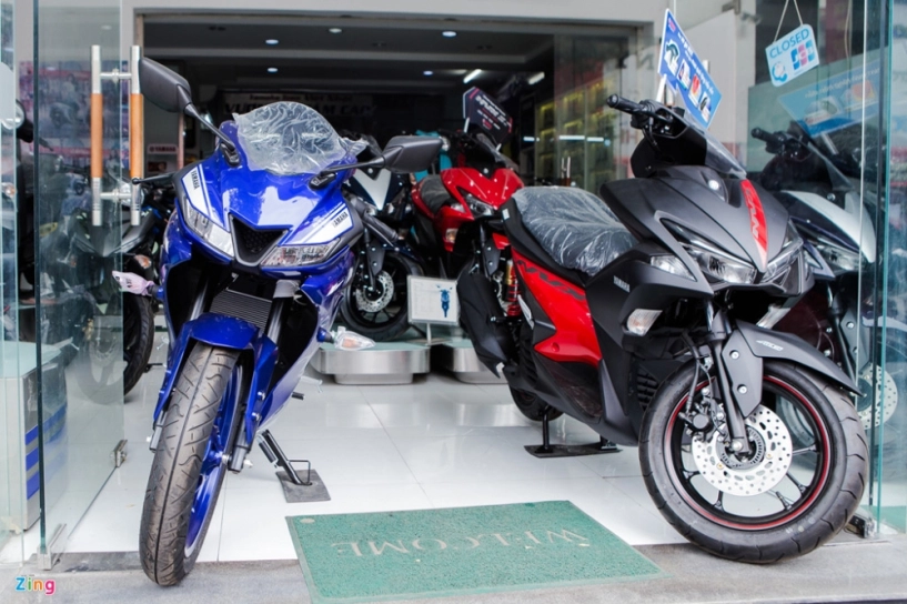 Yamaha r15 2017 chính hãng có mặt ở đại lí giá dự kiến 93 triệu đồng - 1