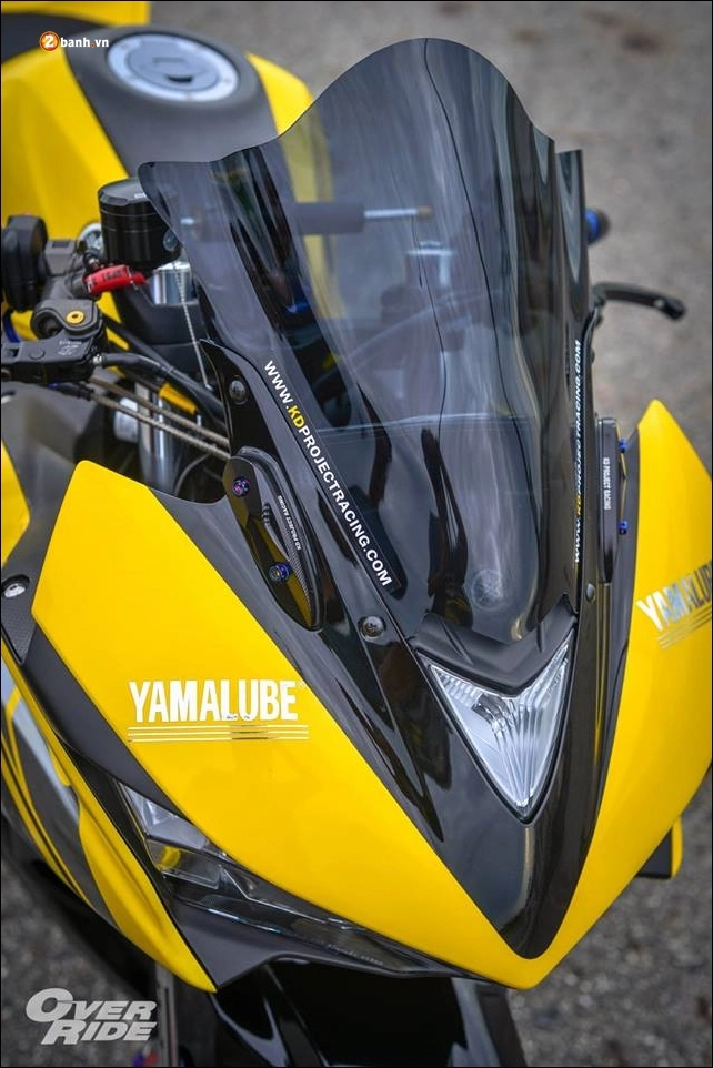 Yamaha r3 độ táo bạo nổi bật với bộ cánh sắc vàng tươi tắn - 4