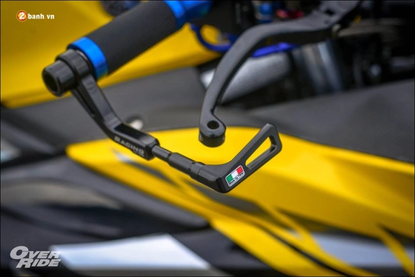 Yamaha r3 độ táo bạo nổi bật với bộ cánh sắc vàng tươi tắn - 8