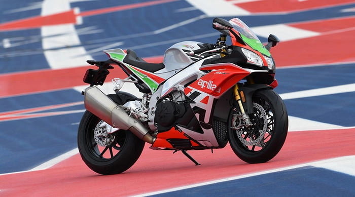 Aprilia rsv4 rf limited phiên bản có cánh lộ diện tại bắc mỹ với giá 557 triệu đồng - 4