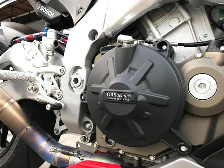 Aprilia rsv4 siêu phẩm mô tô ý đẹp rạng ngời qua option danh giá - 6