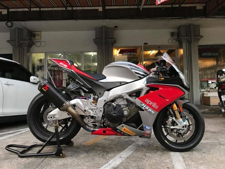 Aprilia rsv4 siêu phẩm mô tô ý đẹp rạng ngời qua option danh giá - 8