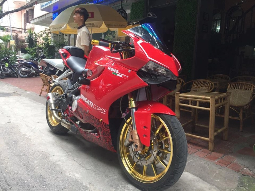 Benelli bn 302 độ choáng ngợp với bộ áo ducati 1199 panigale - 1