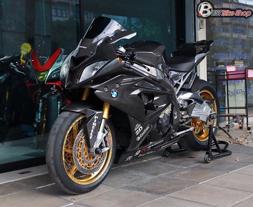 Bmw hp4 vẻ đẹp tuyệt sắc trong trang bị full áo carbon ilmberger - 4