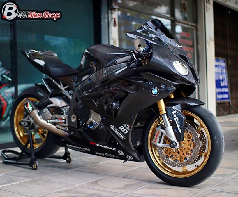 Bmw hp4 vẻ đẹp tuyệt sắc trong trang bị full áo carbon ilmberger - 5